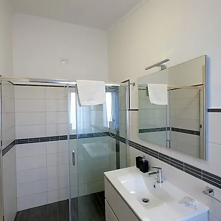 Oda ve Kahvaltı Fradama' Moto Parking Free 4*